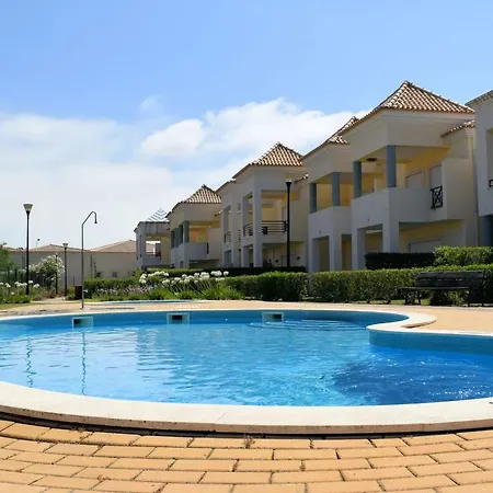 Villa Super New With 3 Bedroom Free Wi-fi *