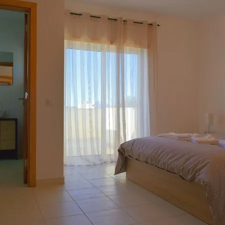 Super New With 3 Bedroom Free Wi-fi * Albufeira