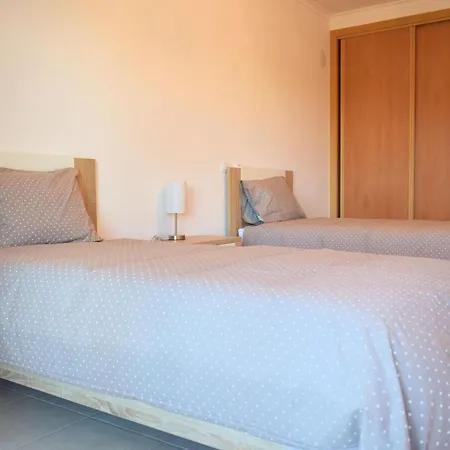 Villa Super New With 3 Bedroom Free Wi-fi *